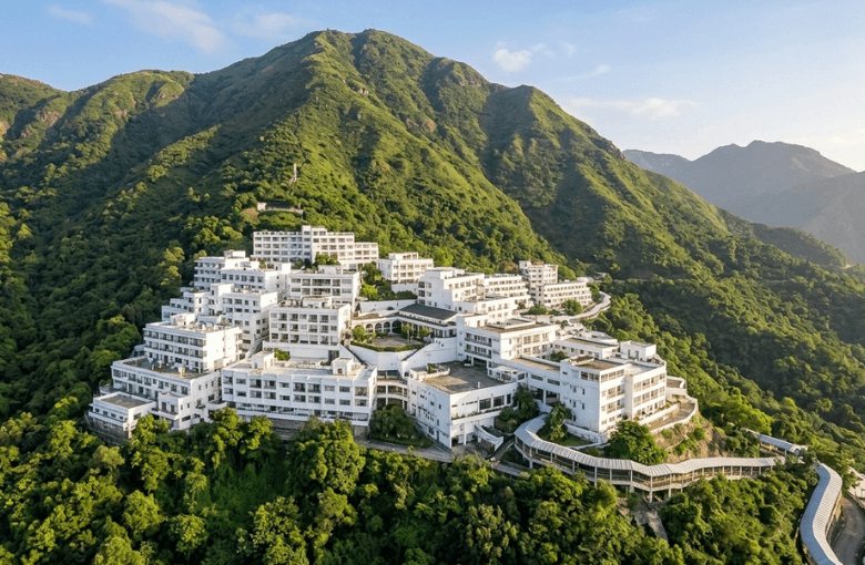 Vaishno Devi Yatra Guide 2026: Route, Best Time & Travel Tips